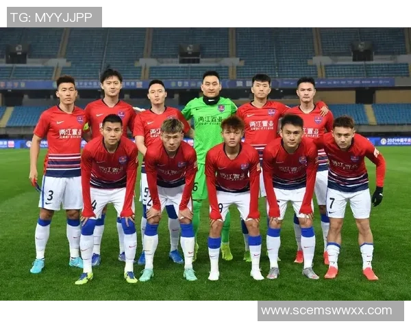 重庆足球队近期状态深度对比分析及未来发展趋势探讨